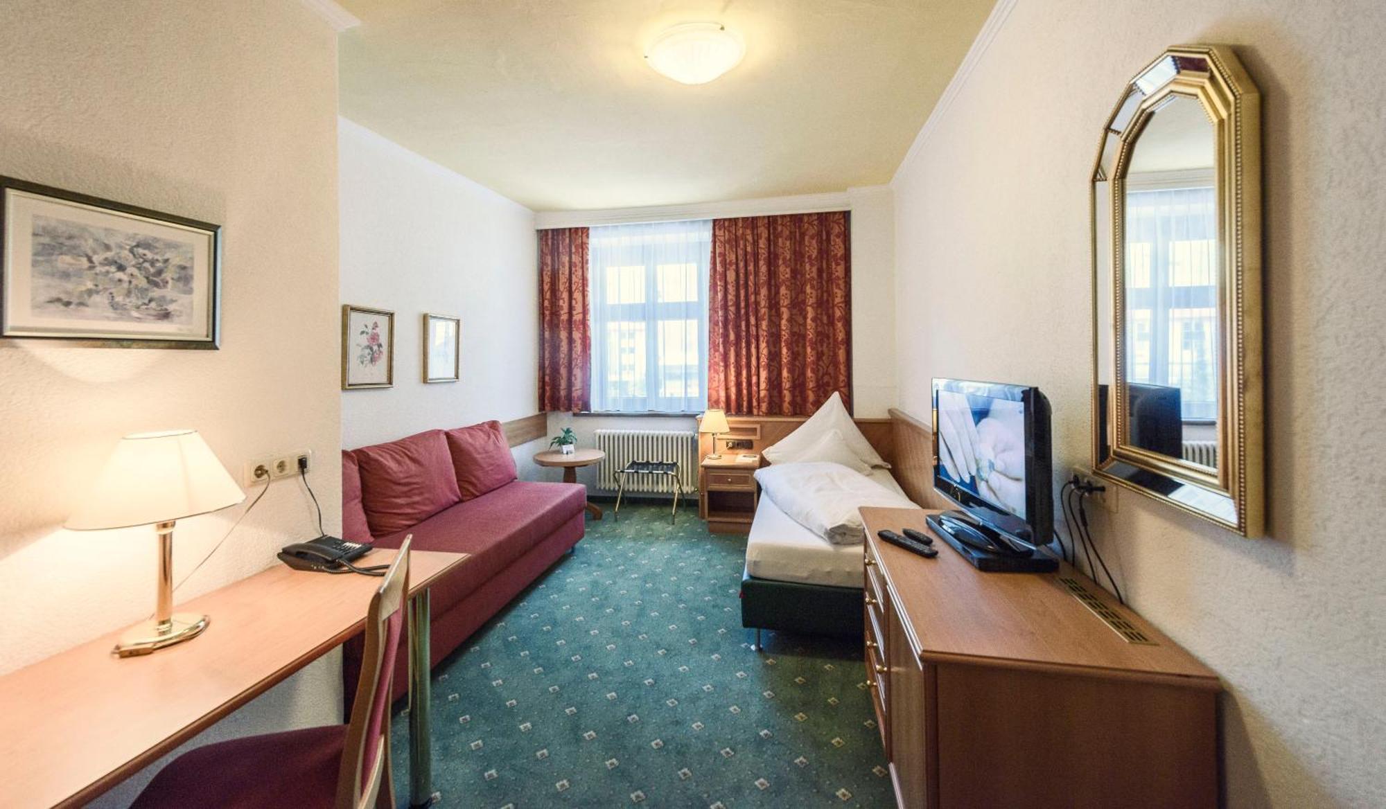 Hotel Post 4*